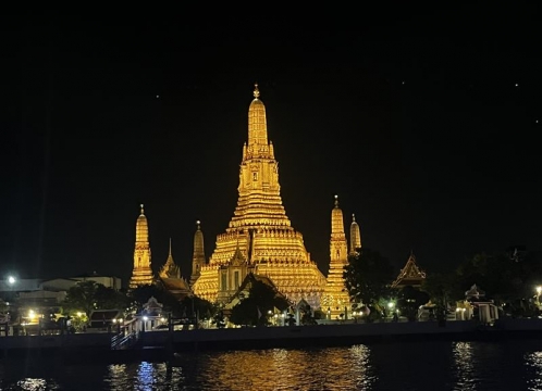 ラグジュアリーホワイト